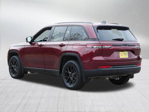 2024 Jeep Grand Cherokee Altitude