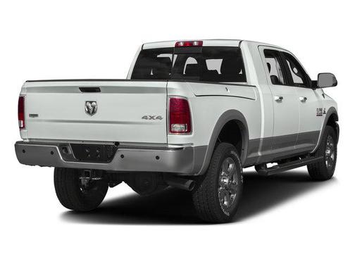 Granite Crystal Metallic Clearcoat 2016 RAM 3500 Laramie
