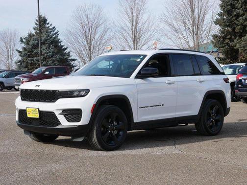 2023 Jeep Grand Cherokee Altitude
