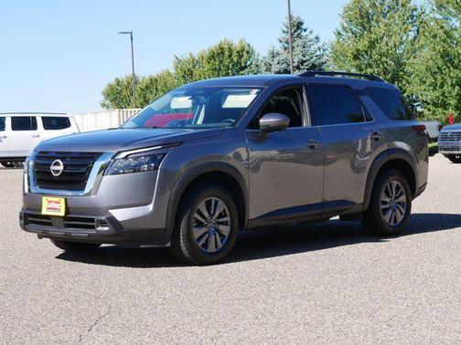 2025 Nissan Pathfinder SV 4WD
