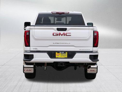 2024 GMC Sierra 2500 Denali