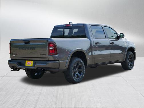 Granite Crystal Metallic Clearcoat 2026 RAM 1500 Big Horn/Lone Star