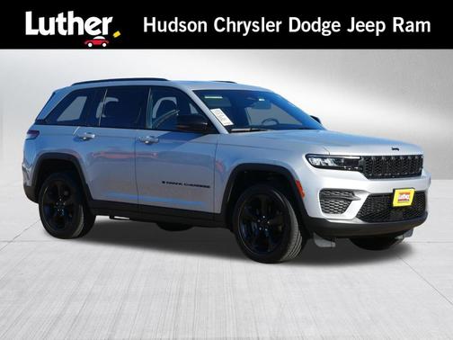 Silver Zynith 2023 Jeep Grand Cherokee Altitude