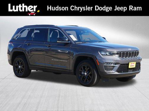 Baltic Gray Metallic Clearcoat 2024 Jeep Grand Cherokee Limited