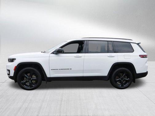 2022 Jeep Grand Cherokee L Altitude