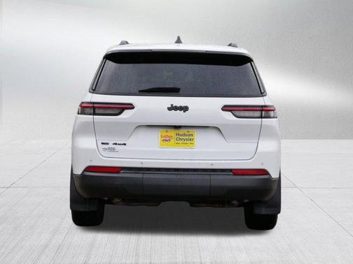 2022 Jeep Grand Cherokee L Altitude