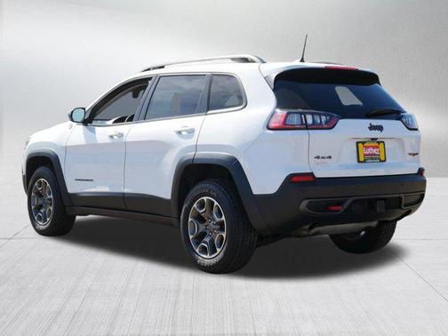 Bright White Clearcoat 2020 Jeep Cherokee Trailhawk