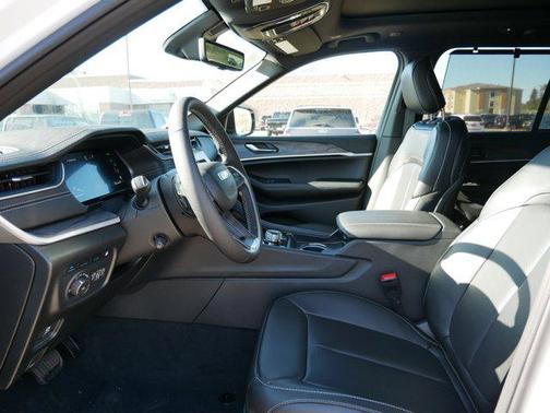 2025 Jeep Grand Cherokee 4xe Anniversary Edition