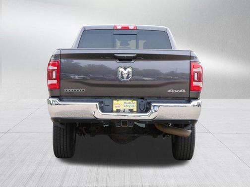 2022 RAM 2500 Big Horn Crew Cab 4x4 6'4' Box