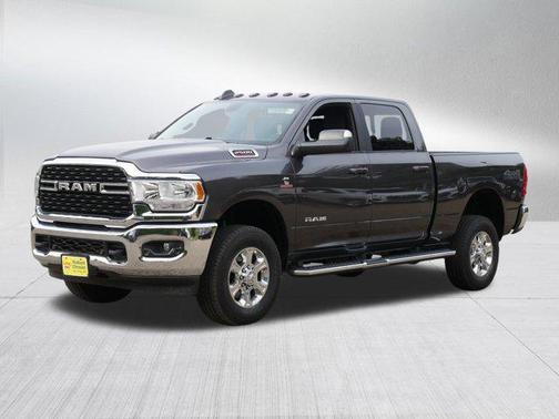 2022 RAM 2500 Big Horn Crew Cab 4x4 6'4' Box