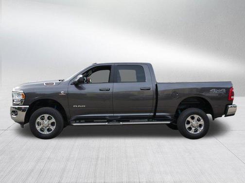 2022 RAM 2500 Big Horn Crew Cab 4x4 6'4' Box