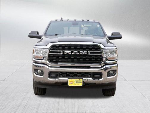 2022 RAM 2500 Big Horn Crew Cab 4x4 6'4' Box