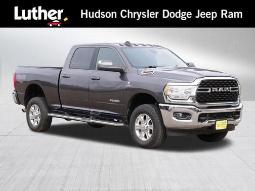2022 RAM 2500 Big Horn Crew Cab 4x4 6'4' Box