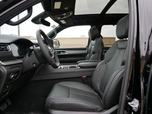 High Gloss Black 2026 Jeep Grand Wagoneer Limited Reserve 4x4