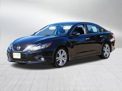2017 Nissan Altima 3.5 SL