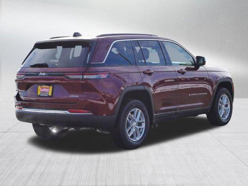 Velvet Red Pearlcoat 2026 Jeep Grand Cherokee Altitude