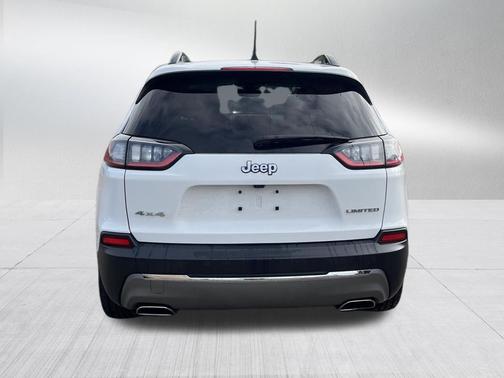 Bright White Clearcoat 2022 Jeep Cherokee Limited