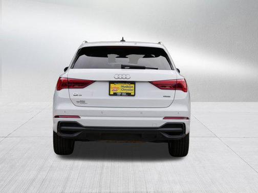 2023 Audi Q3 Premium 45 TFSI S line quattro Tiptronic