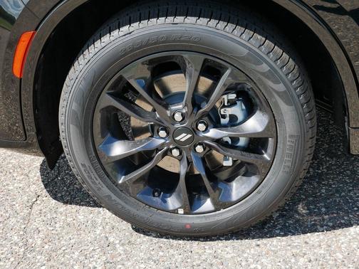 DB Black Clearcoat 2026 Dodge Durango GT Plus