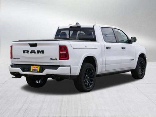 Ivory White Tri-Coat Pearlcoat 2026 RAM 1500 Limited