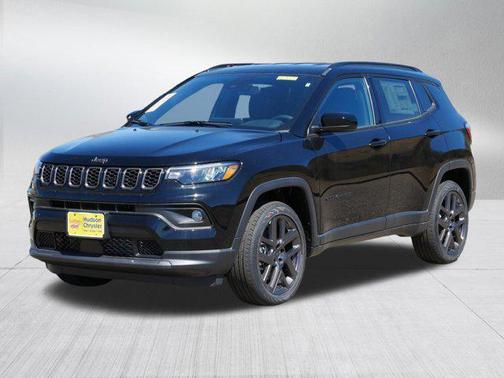 Diamond Black Crystal Pearlcoat 2026 Jeep Compass Latitude