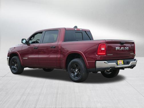 Delmonico Red Pearlcoat 2025 RAM 1500 Big Horn/Lone Star