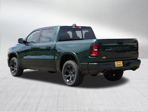 Serrano Green Metallic 2026 RAM 1500 Big Horn/Lone Star