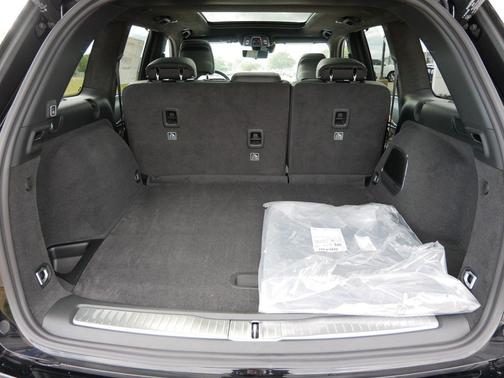 High Gloss Black 2027 Jeep Grand Cherokee Summit