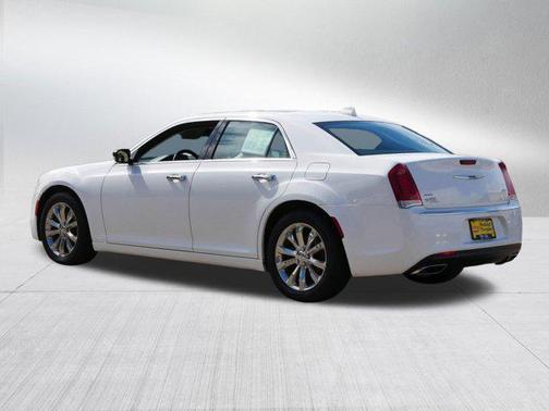 2018 Chrysler 300 Limited