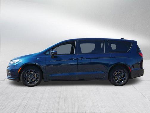 Fathom Blue Pearlcoat 2023 Chrysler Pacifica Hybrid Touring L