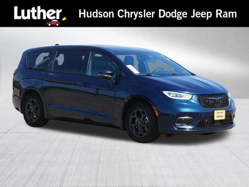 Fathom Blue Pearlcoat 2023 Chrysler Pacifica Hybrid Touring L