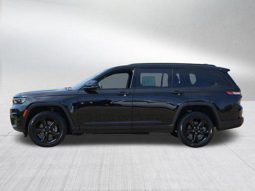 Diamond Black Crystal Pearlcoat 2024 Jeep Grand Cherokee L Altitude