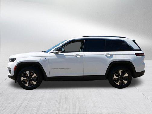 2022 Jeep Grand Cherokee 4xe Base