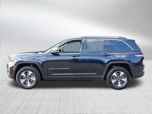2022 Jeep Grand Cherokee 4xe Base