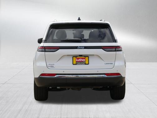 Bright White Clearcoat 2023 Jeep Grand Cherokee Limited