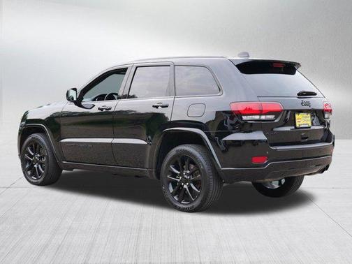 2021 Jeep Grand Cherokee Laredo