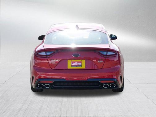 2018 Kia Stinger GT2