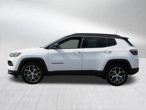 Bright White Clearcoat 2024 Jeep Compass Limited