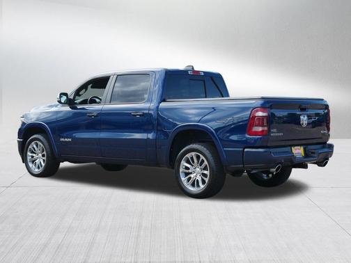Patriot Blue Pearlcoat 2022 RAM 1500 Laramie