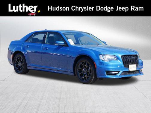 2023 Chrysler 300 Touring