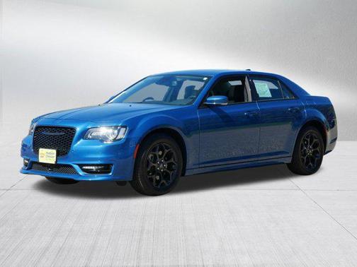 2023 Chrysler 300 Touring