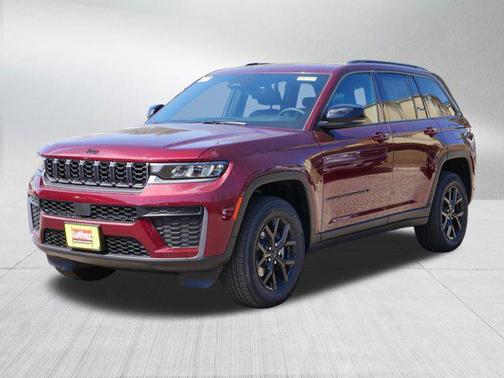 Velvet Red Pearlcoat 2026 Jeep Grand Cherokee Altitude