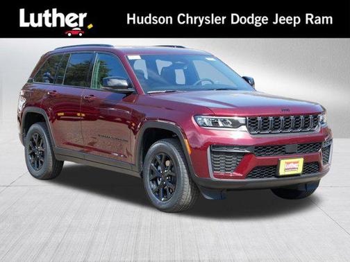 Velvet Red Pearlcoat 2026 Jeep Grand Cherokee Altitude