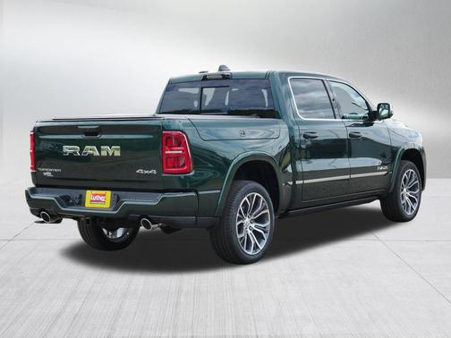 Serrano Green Metallic 2026 RAM 1500 ST