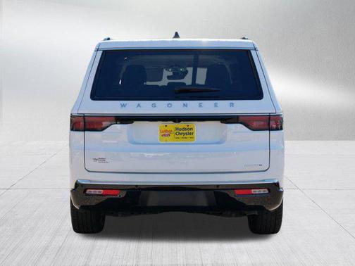 2024 Jeep Wagoneer L Series II 4x4