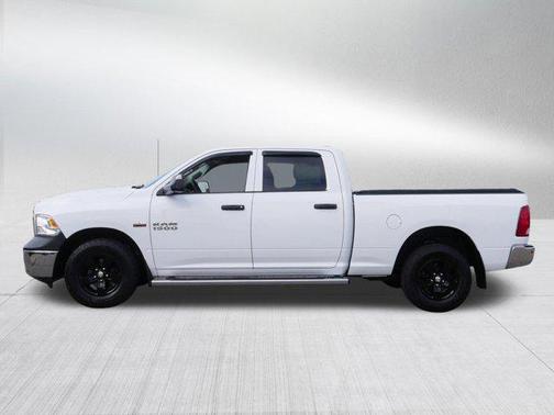 Bright White Clearcoat 2016 RAM 1500 Tradesman