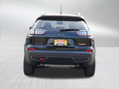 2022 Jeep Cherokee Trailhawk