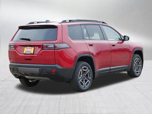 Red Hot Pearlcoat 2026 Jeep Cherokee Laredo 4x4