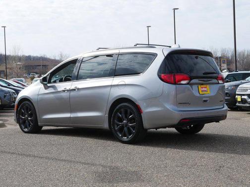 2019 Chrysler Pacifica Limited
