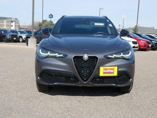 2025 Alfa Romeo Stelvio Sprint AWD